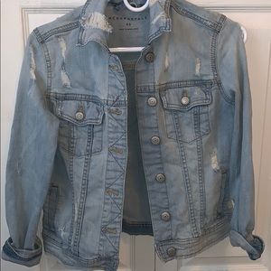 SUPER DESTROYED LIGHT WASH DENIM JACKET